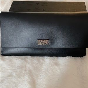 Black and pink wallet